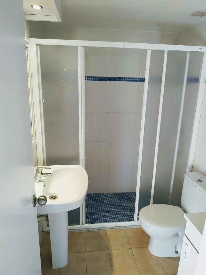 Apartamento con piscina y terraza en Ciutadella, Cala en Blanes Cala'N Blanes  Exterior foto