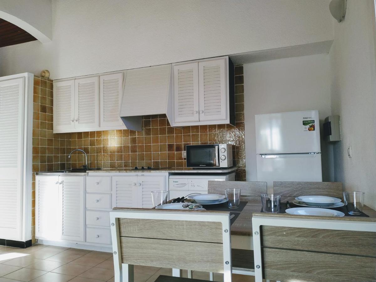 Apartamento con piscina y terraza en Ciutadella, Cala en Blanes Cala'N Blanes  Exterior foto
